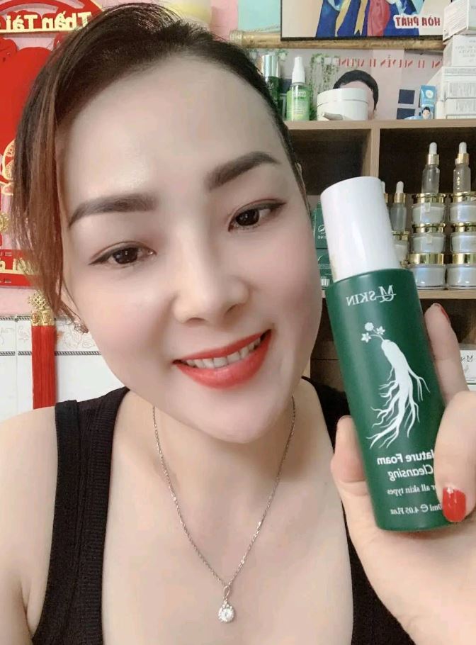 Rửa mặt sai cách gây mụn Rửa mặt sai cách gây mụn