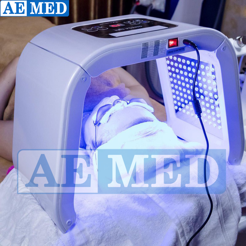 chiếu ánh sáng sinh học LED trị mụn spa chiếu ánh sáng sinh học LED trị mụn spa