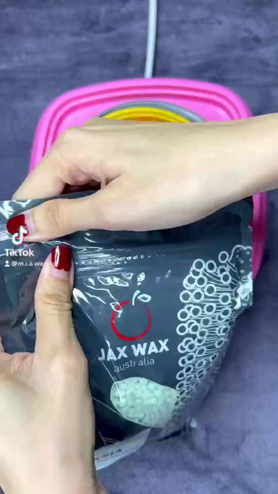 Waxing viêm nang lông da nhạy cảm