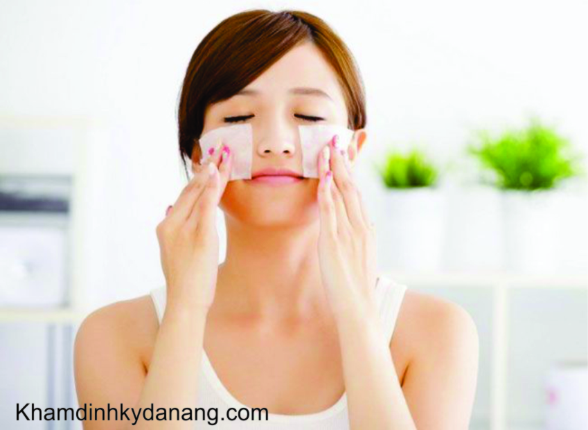 * Da bị tổn thương mỹ phẩm * Da bị tổn thương mỹ phẩm